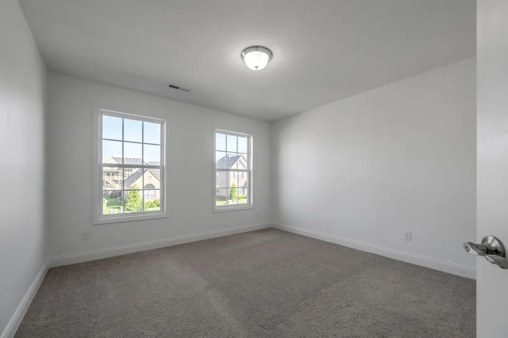 317 Red Cedar Drive Nicholasville KY 40356