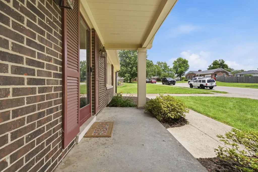 603 S 3rd Street Nicholasville KY 40356
