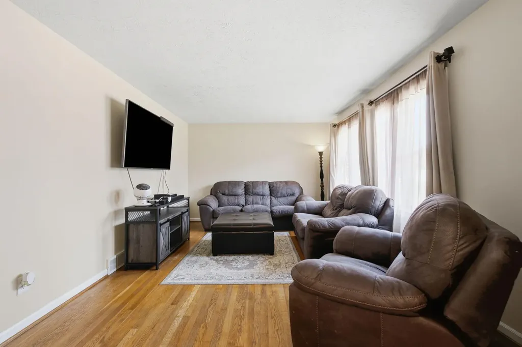 603 S 3rd Street Nicholasville KY 40356