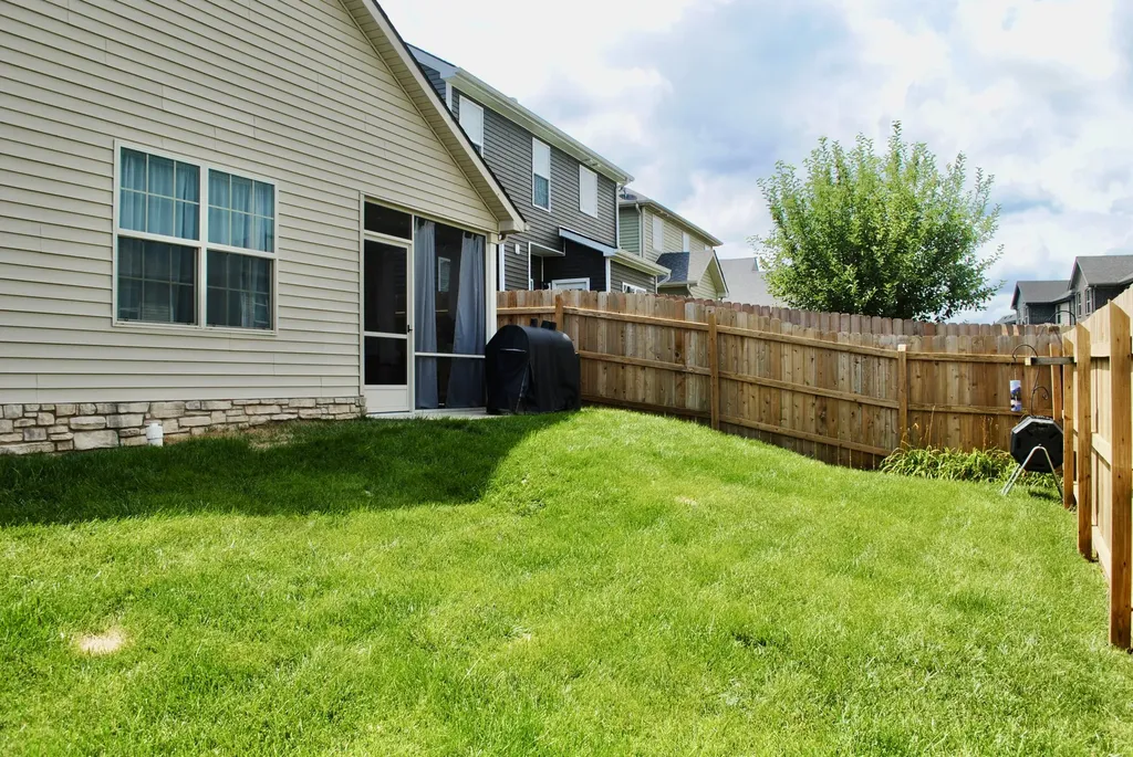 3136 Sweet Clover Lane Lexington KY 40509