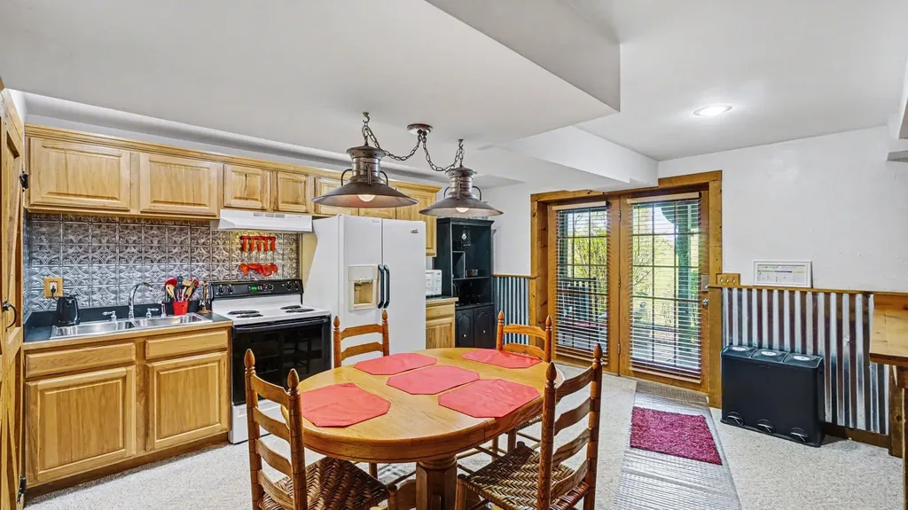 199 Stone Lane Sadieville KY 40370