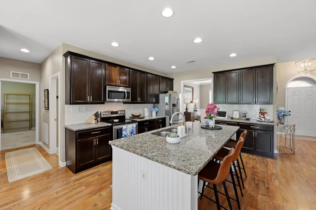 4337 Ridgewater Drive Lexington KY 40515