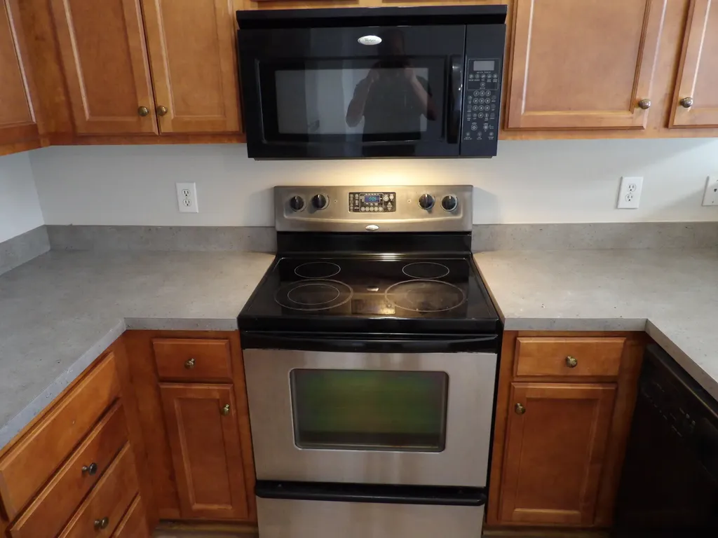 108 Charleston Court Frankfort KY 40601