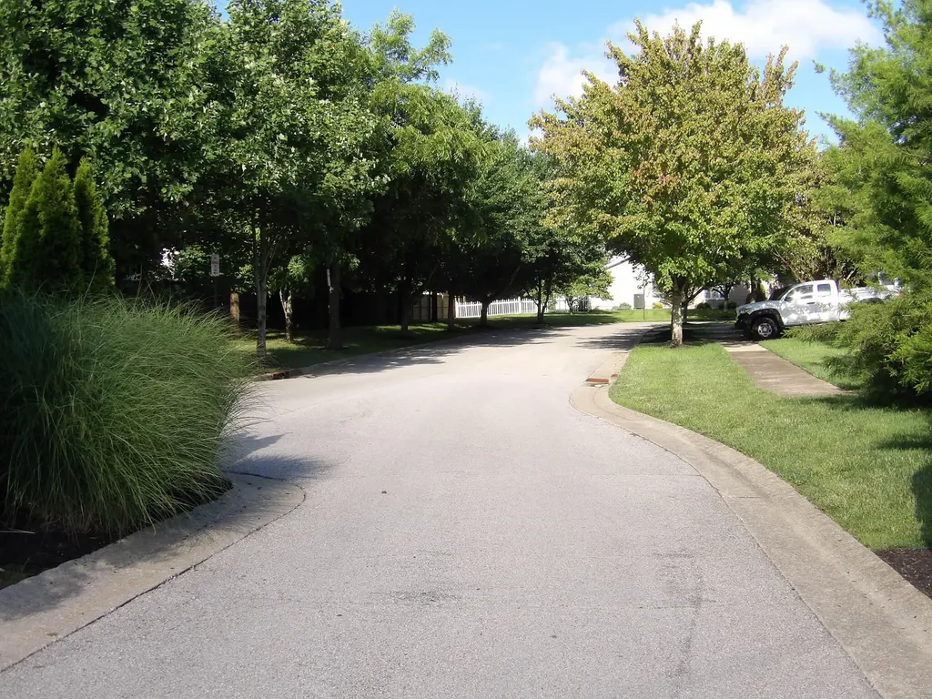 108 Charleston Court Frankfort KY 40601