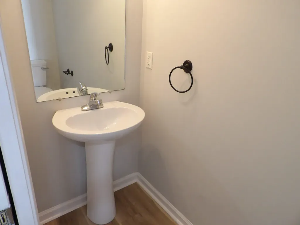 108 Charleston Court Frankfort KY 40601