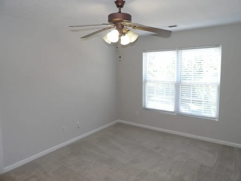 108 Charleston Court Frankfort KY 40601