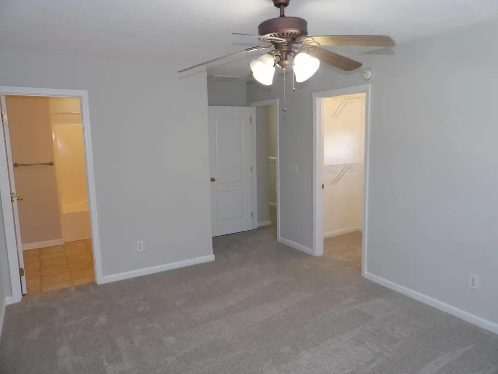 108 Charleston Court Frankfort KY 40601