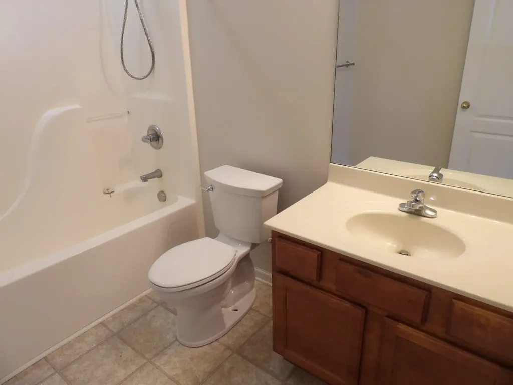 108 Charleston Court Frankfort KY 40601