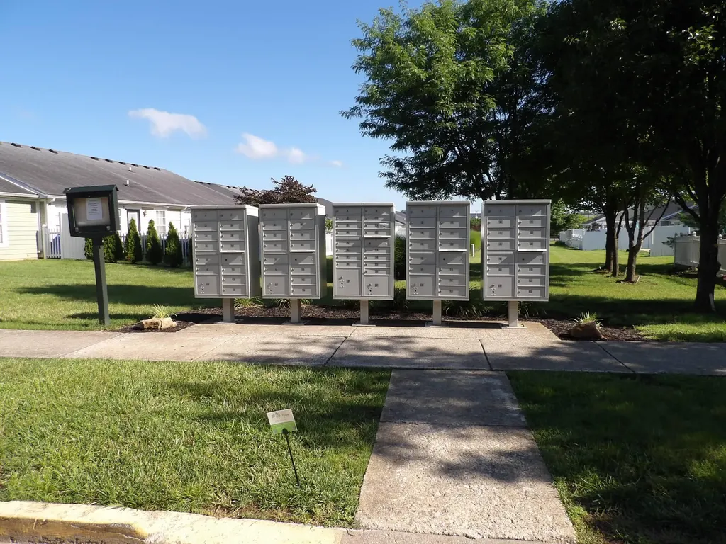 108 Charleston Court Frankfort KY 40601