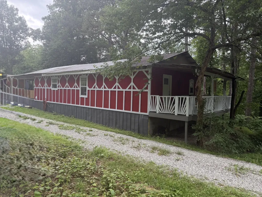 205 Right Fork Rome Napier Road Hazard KY 41701