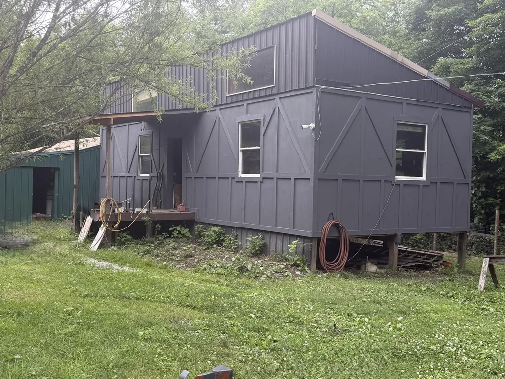 205 Right Fork Rome Napier Road Hazard KY 41701