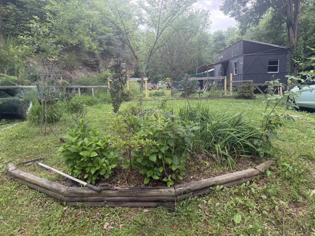 205 Right Fork Rome Napier Road Hazard KY 41701