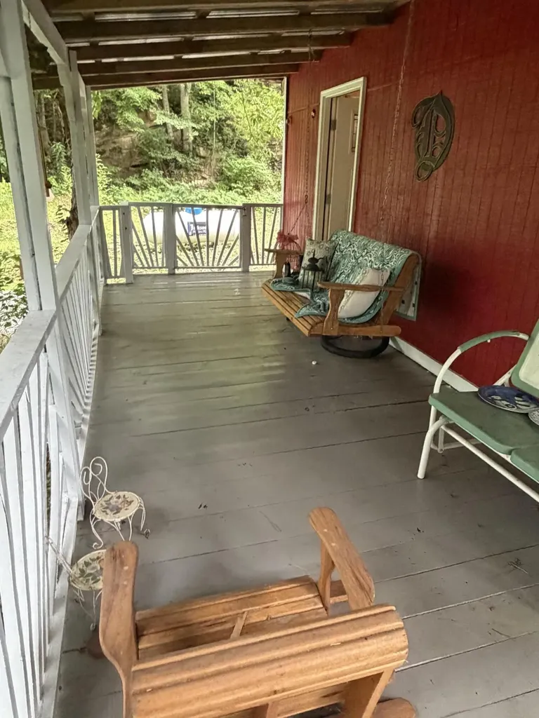 205 Right Fork Rome Napier Road Hazard KY 41701