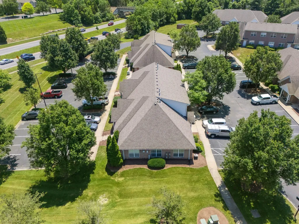 3401 Stony Spring Circle Louisville KY 40220