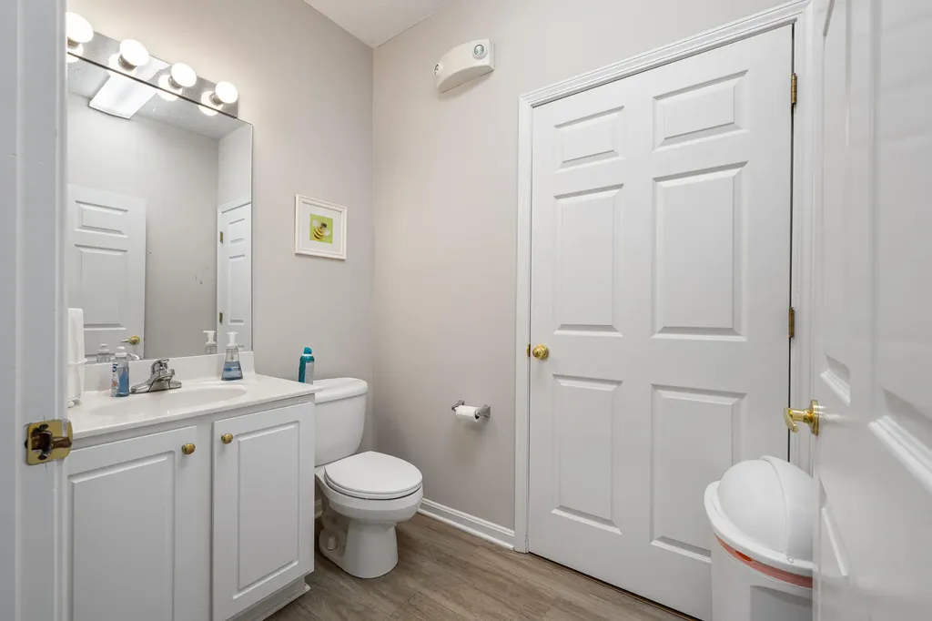 3401 Stony Spring Circle Louisville KY 40220