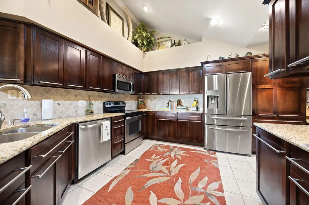 413 Deer Lake Place Bronston KY 42518