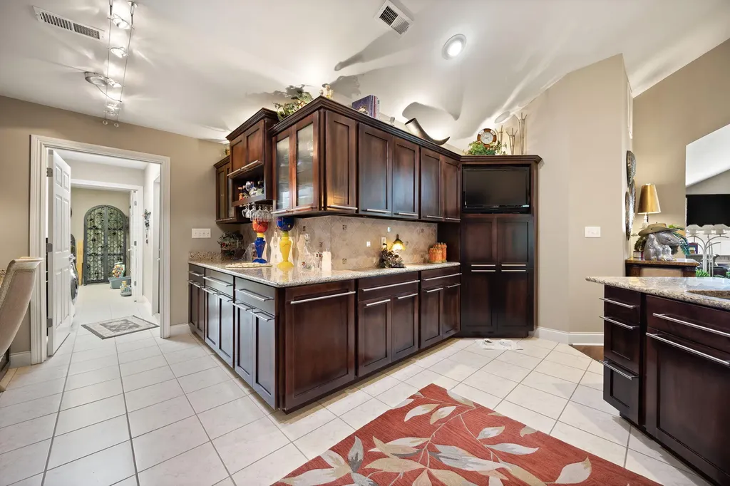 413 Deer Lake Place Bronston KY 42518