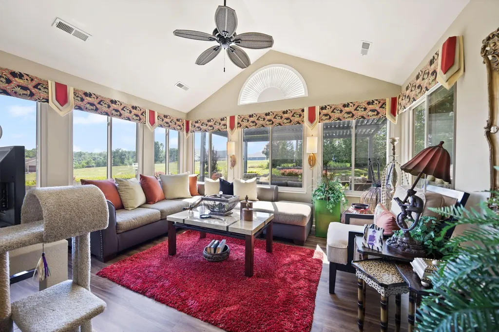 413 Deer Lake Place Bronston KY 42518
