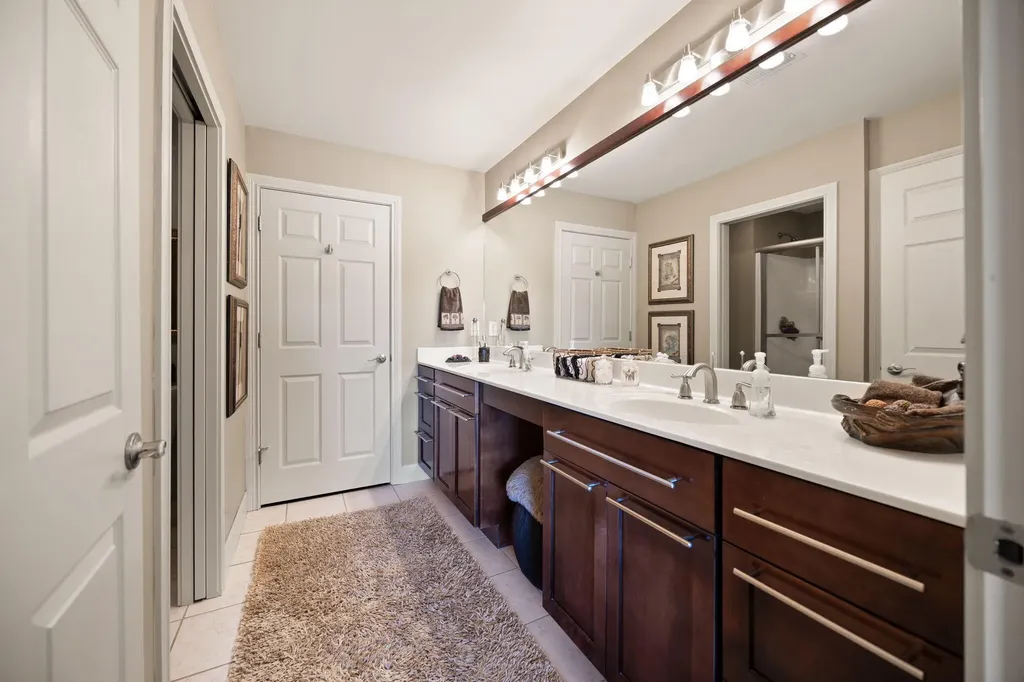 413 Deer Lake Place Bronston KY 42518