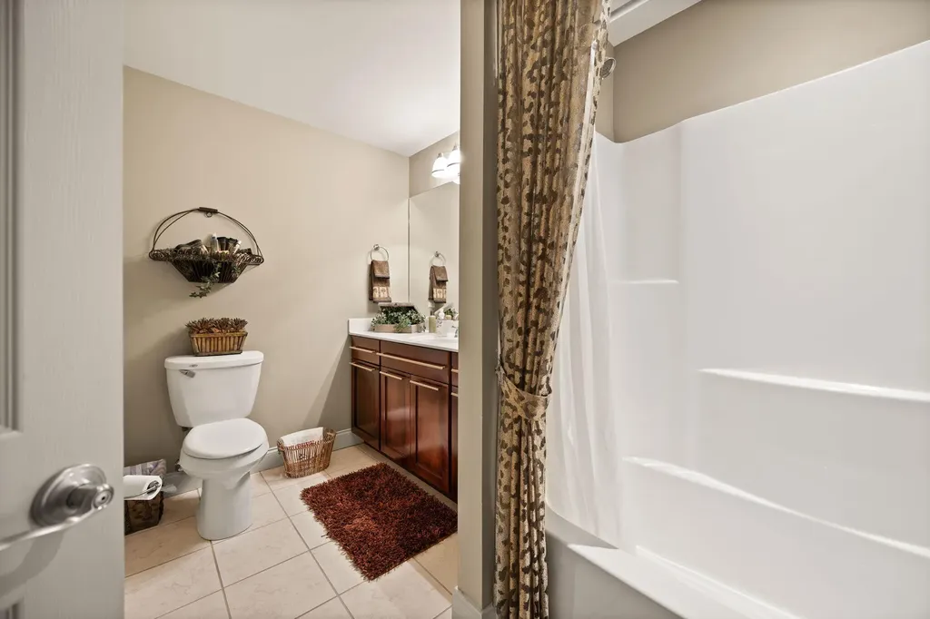 413 Deer Lake Place Bronston KY 42518