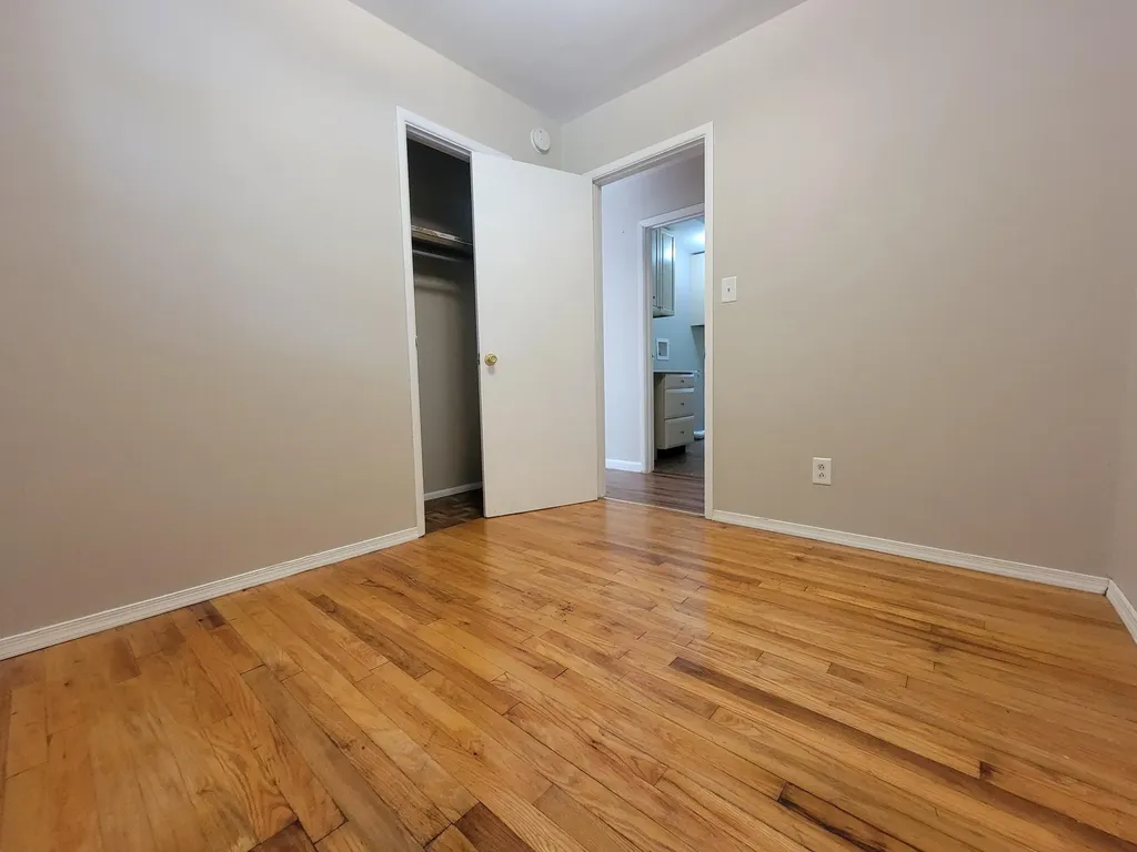 1959 Mark Avenue Lexington KY 40511