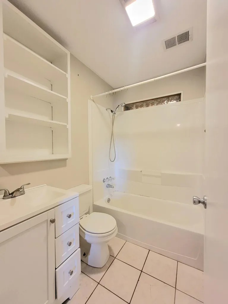 1959 Mark Avenue Lexington KY 40511
