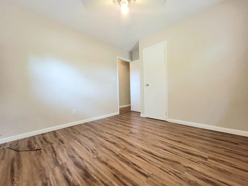 1959 Mark Avenue Lexington KY 40511