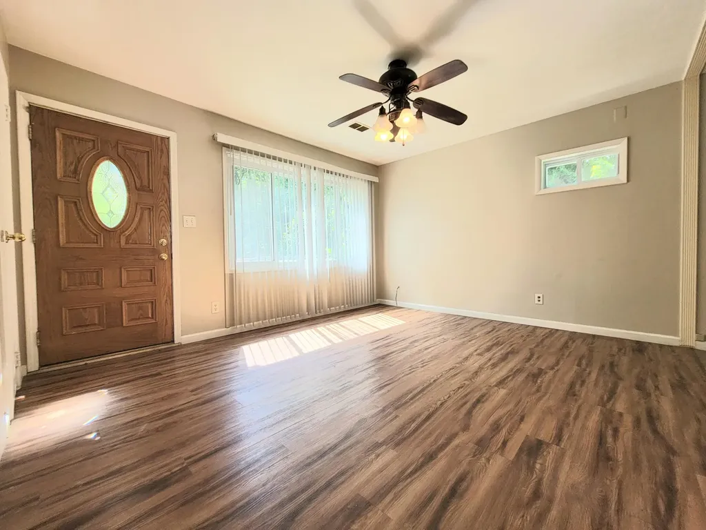 1959 Mark Avenue Lexington KY 40511