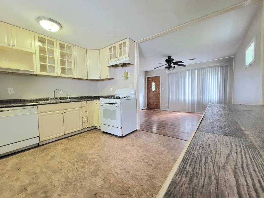 1959 Mark Avenue Lexington KY 40511