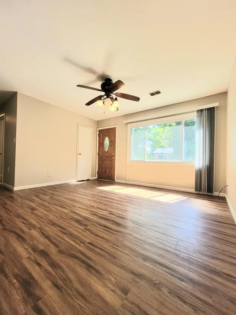 1959 Mark Avenue Lexington KY 40511
