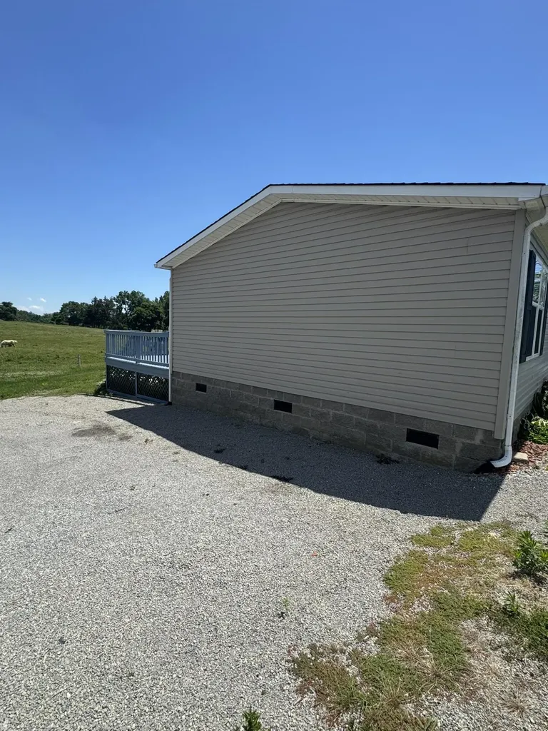 2016 Ky-379 Russell Springs KY 42642