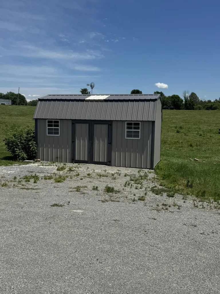 2016 Ky-379 Russell Springs KY 42642