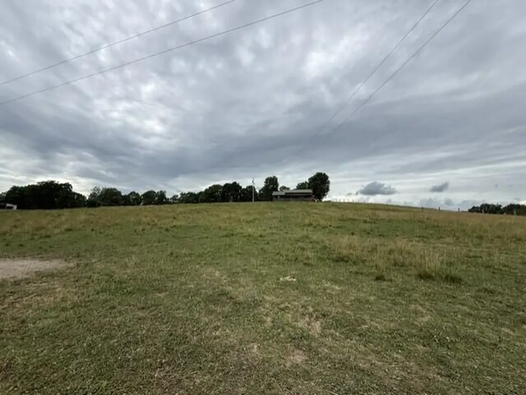 665 Lillies Ferry Road Winchester KY 40391