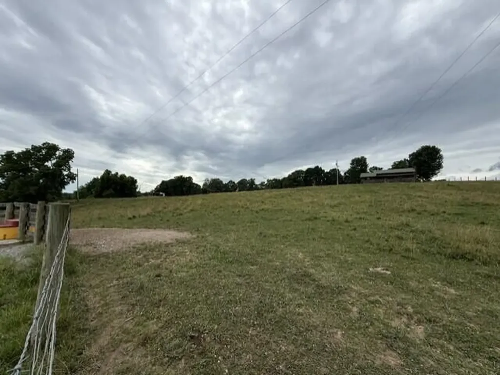 665 Lillies Ferry Road Winchester KY 40391