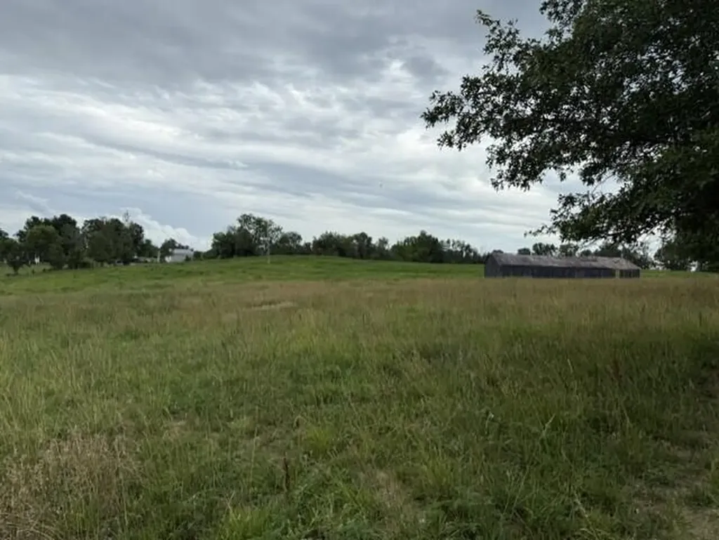 665 Lillies Ferry Road Winchester KY 40391