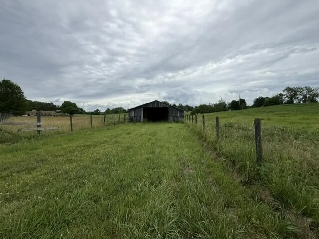 665 Lillies Ferry Road Winchester KY 40391