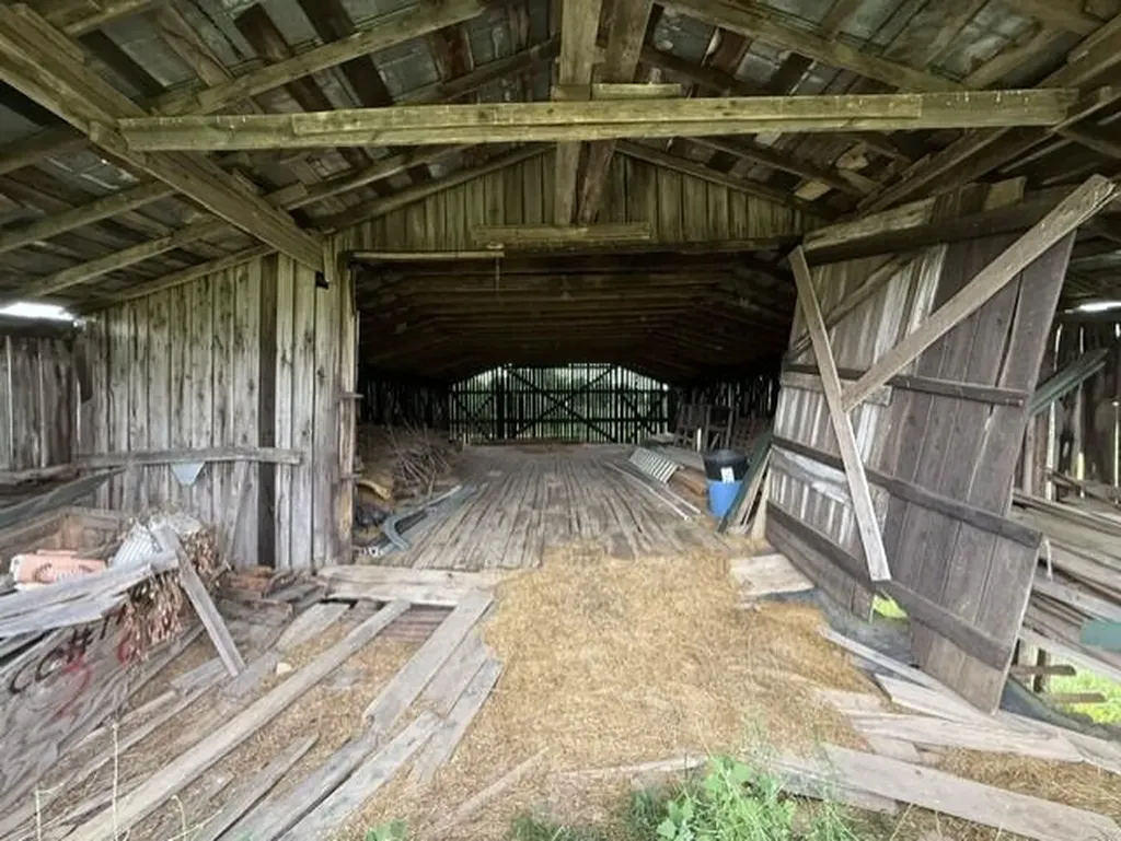 665 Lillies Ferry Road Winchester KY 40391