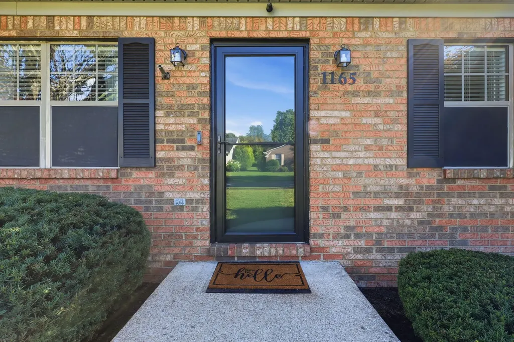 1165 Bay Meadows Drive Lexington KY 40514