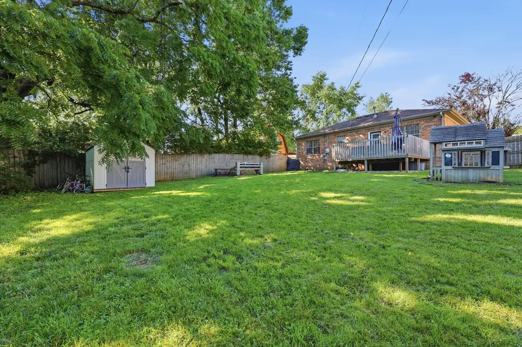 1165 Bay Meadows Drive Lexington KY 40514