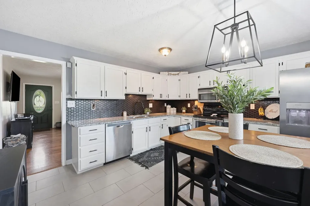 1165 Bay Meadows Drive Lexington KY 40514