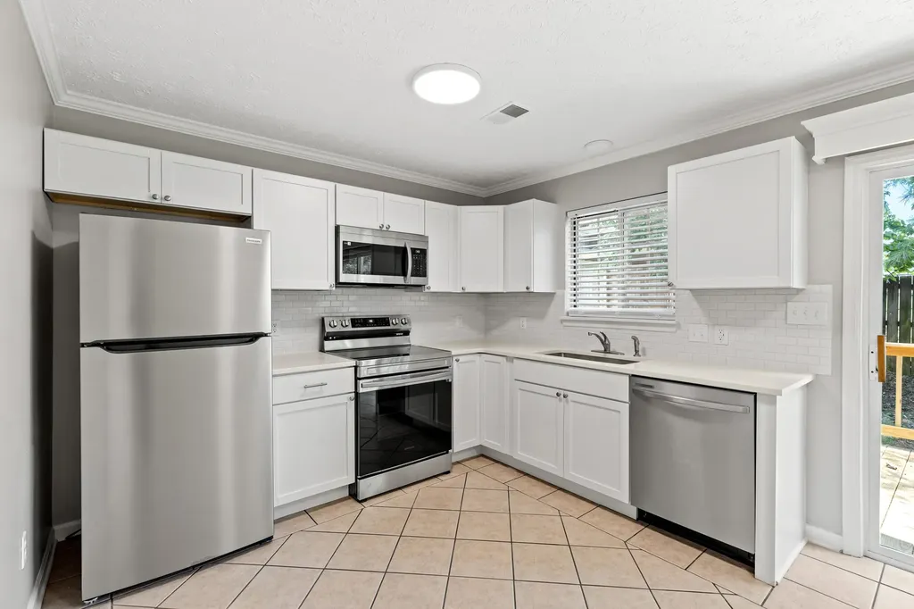 100 Old Lemons Mill Court Georgetown KY 40324