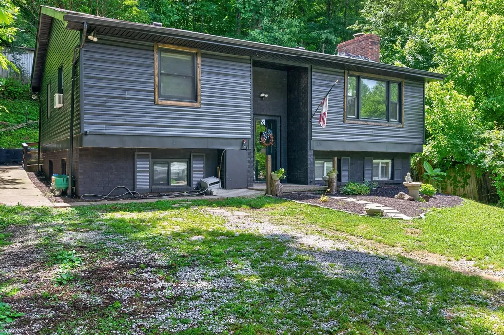 115 Ccc Bottom Road Mckee KY 40447