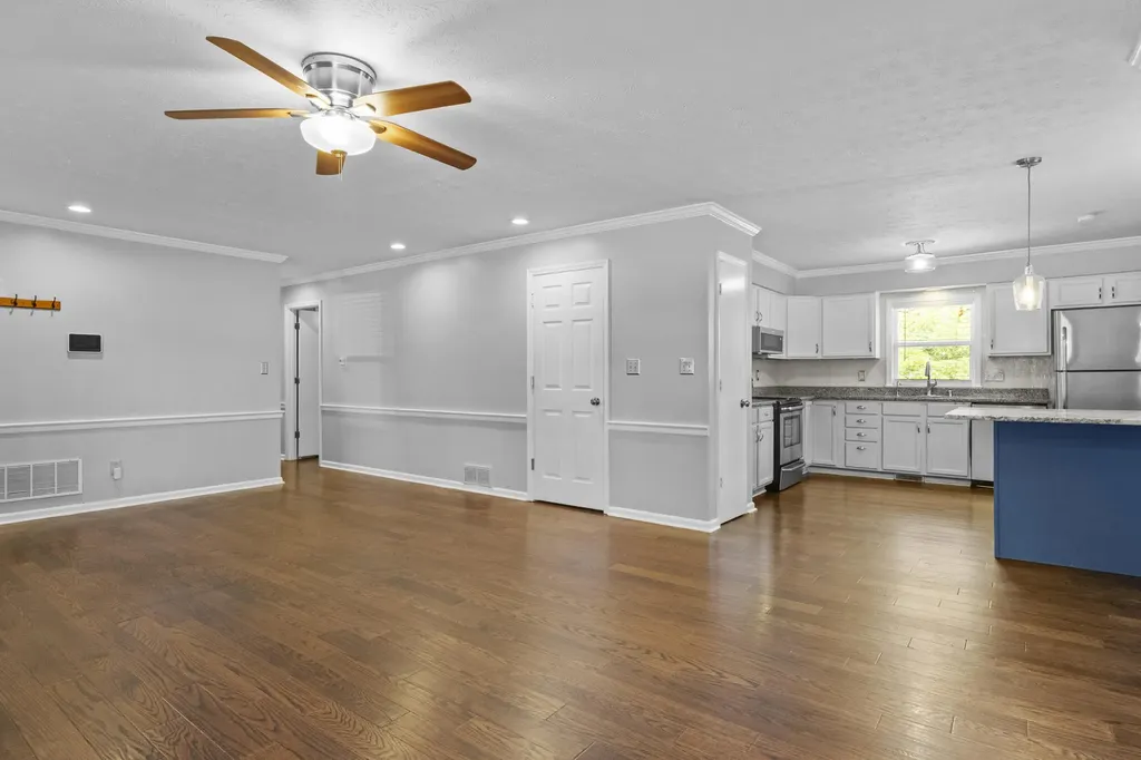 3483 Lansdowne Drive Lexington KY 40517