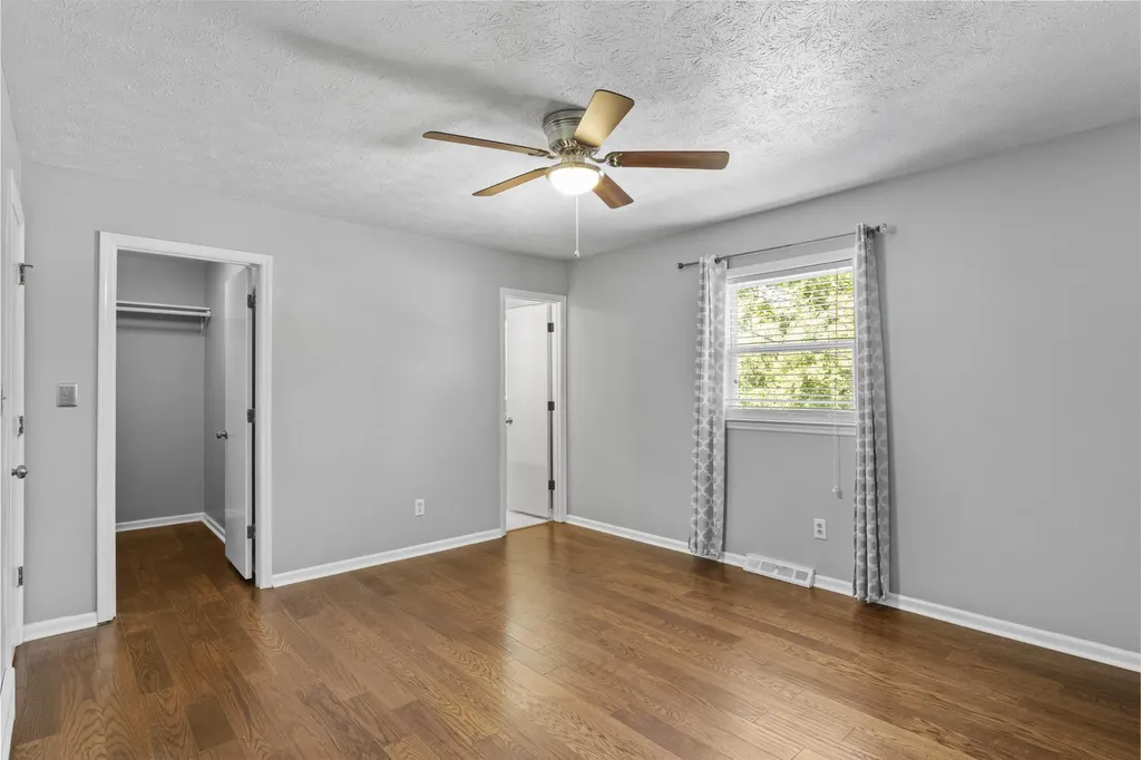 3483 Lansdowne Drive Lexington KY 40517