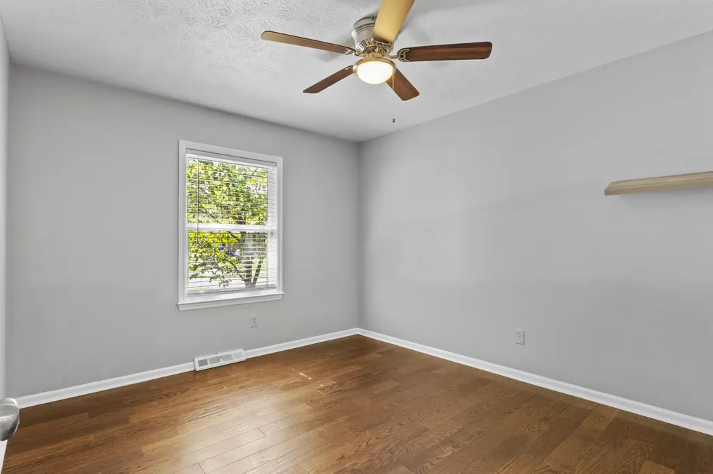 3483 Lansdowne Drive Lexington KY 40517