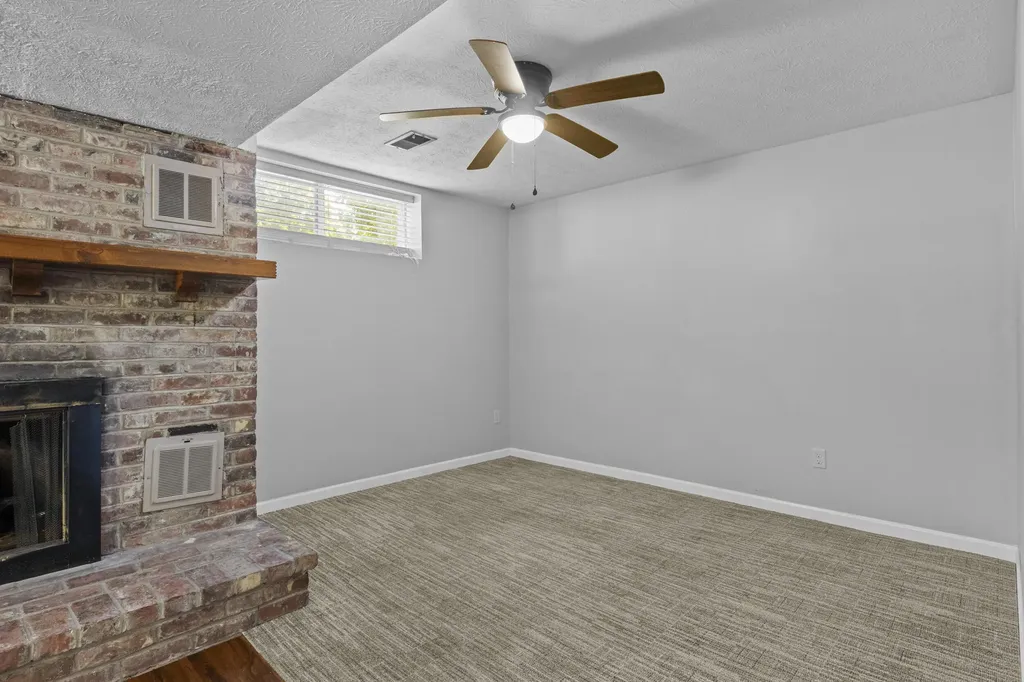 3483 Lansdowne Drive Lexington KY 40517