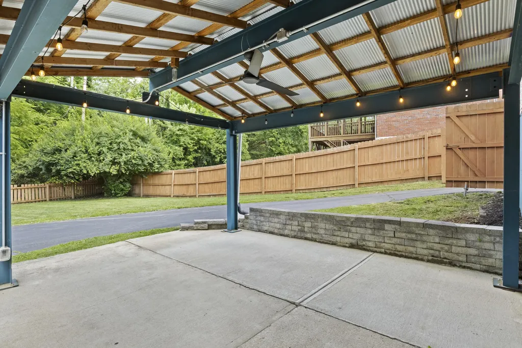 3483 Lansdowne Drive Lexington KY 40517