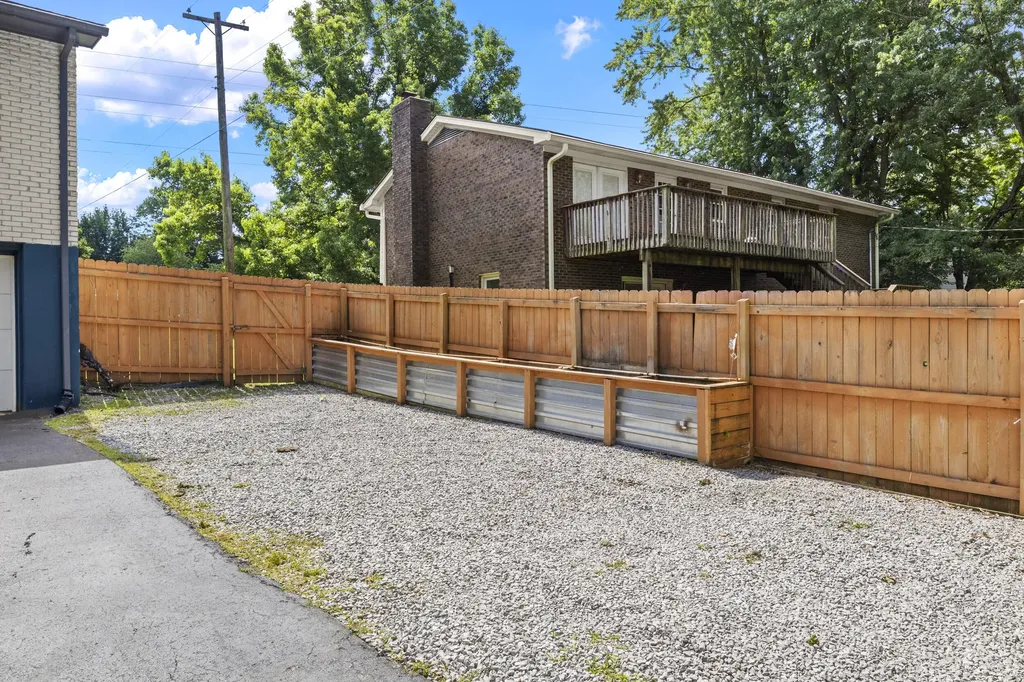 3483 Lansdowne Drive Lexington KY 40517
