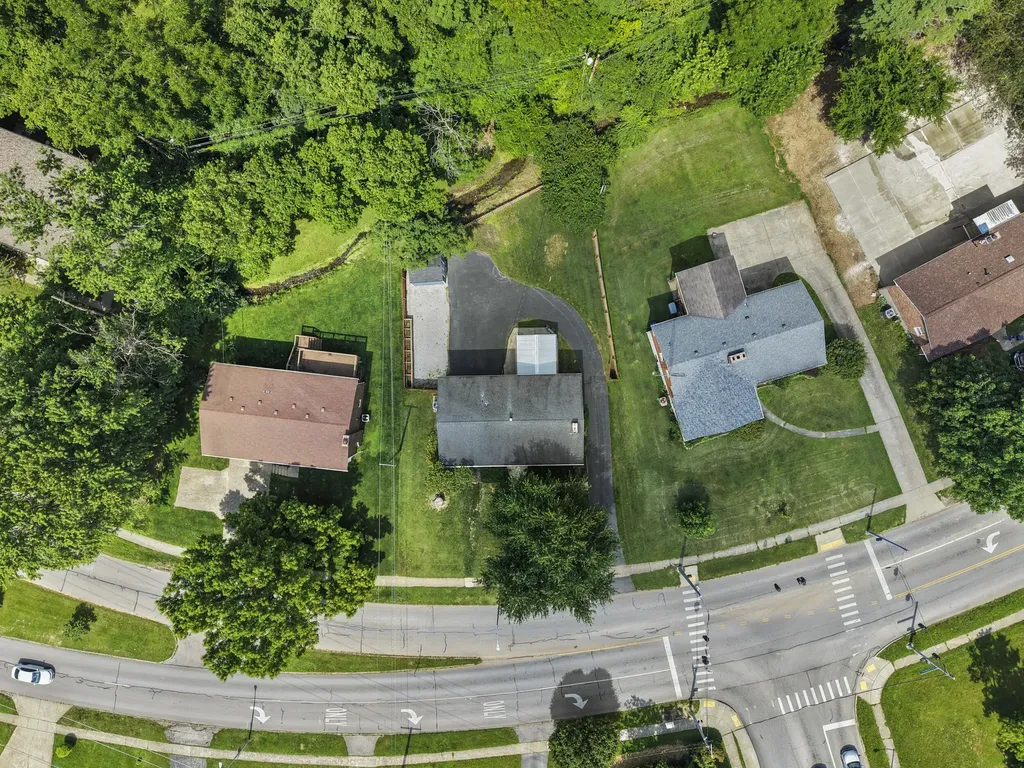 3483 Lansdowne Drive Lexington KY 40517