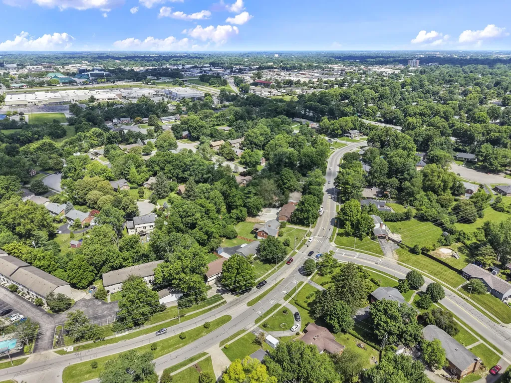 3483 Lansdowne Drive Lexington KY 40517